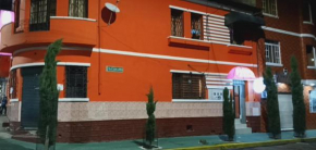 HOSTAL CALIFORNIA